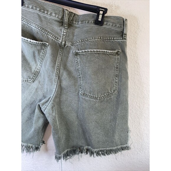 We the Free High Rise Sequoia Distressed Raw Hem Shorts Women 30 Button Fly Drop - Picture 8 of 12